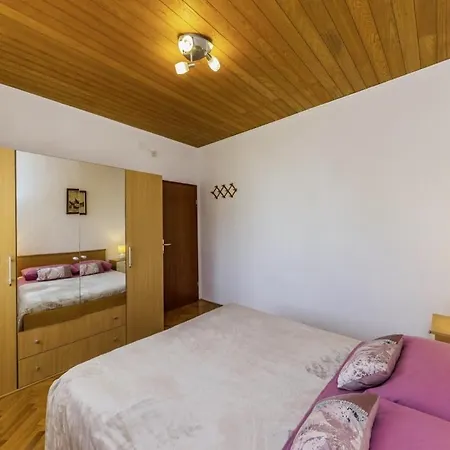 Guest house Jaksa In - Mittel-dalmatien
